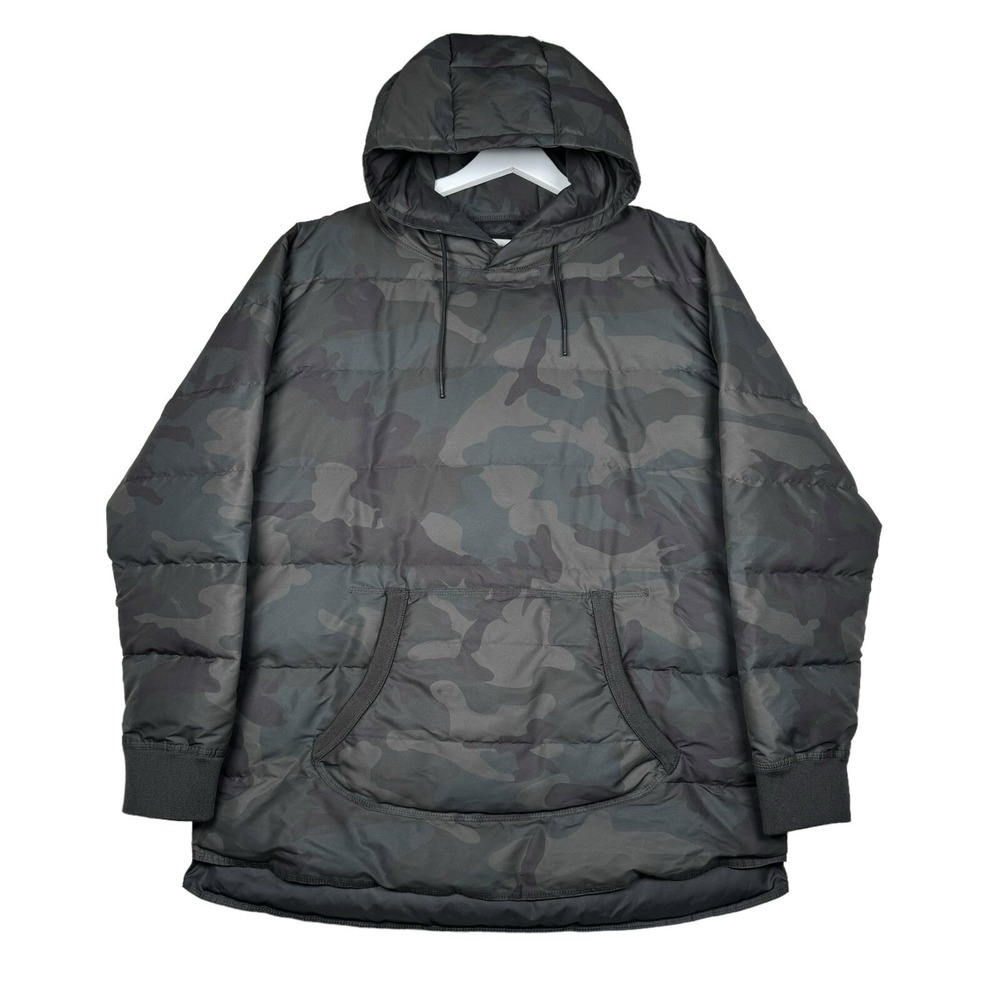 $300 Retail- 2015 KITH × Nishikawa Carson Down Hood Jacket Camo Men's Large